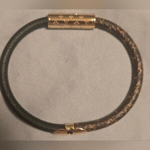 Louis Vuitton Daily Confidential bracelet 
